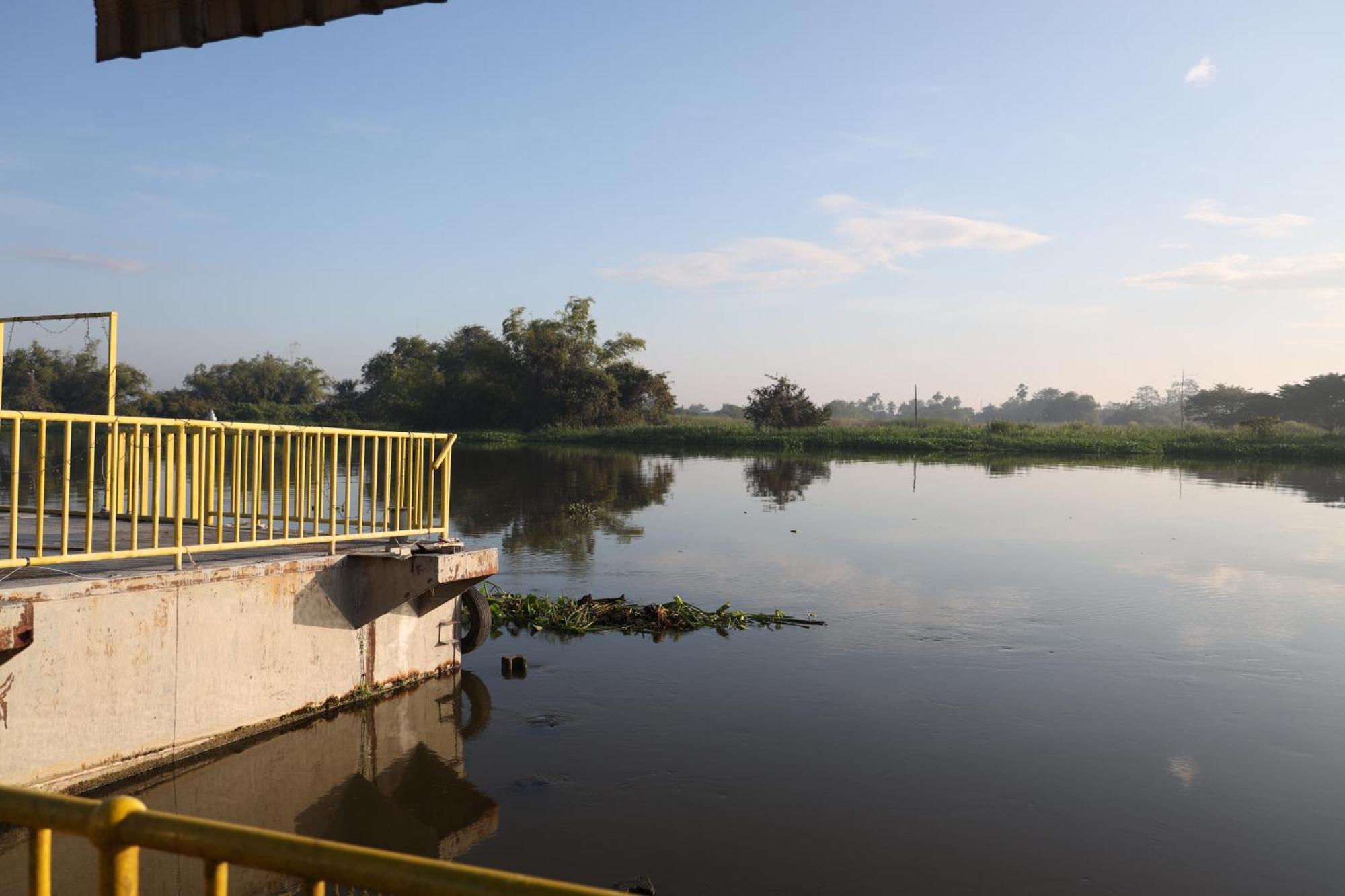 Menam Resort Nakhon Pathom Exteriör bild