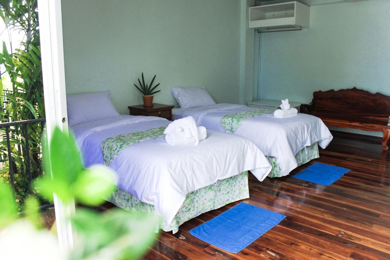 Menam Resort Nakhon Pathom Exteriör bild
