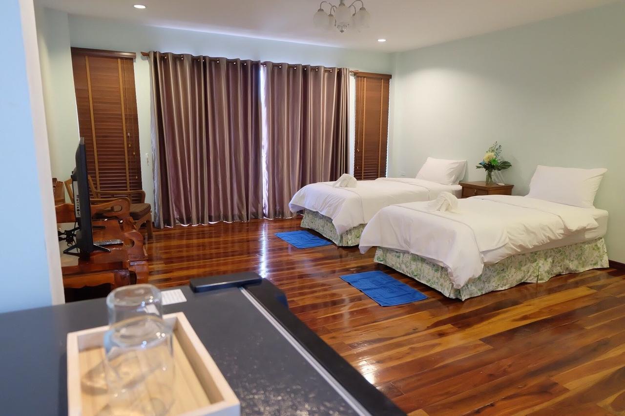 Menam Resort Nakhon Pathom Exteriör bild